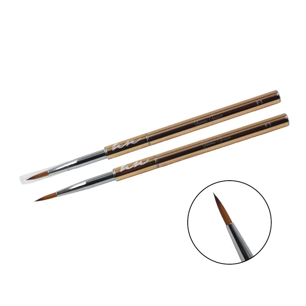 Pennello F1 by Yanna Opazo